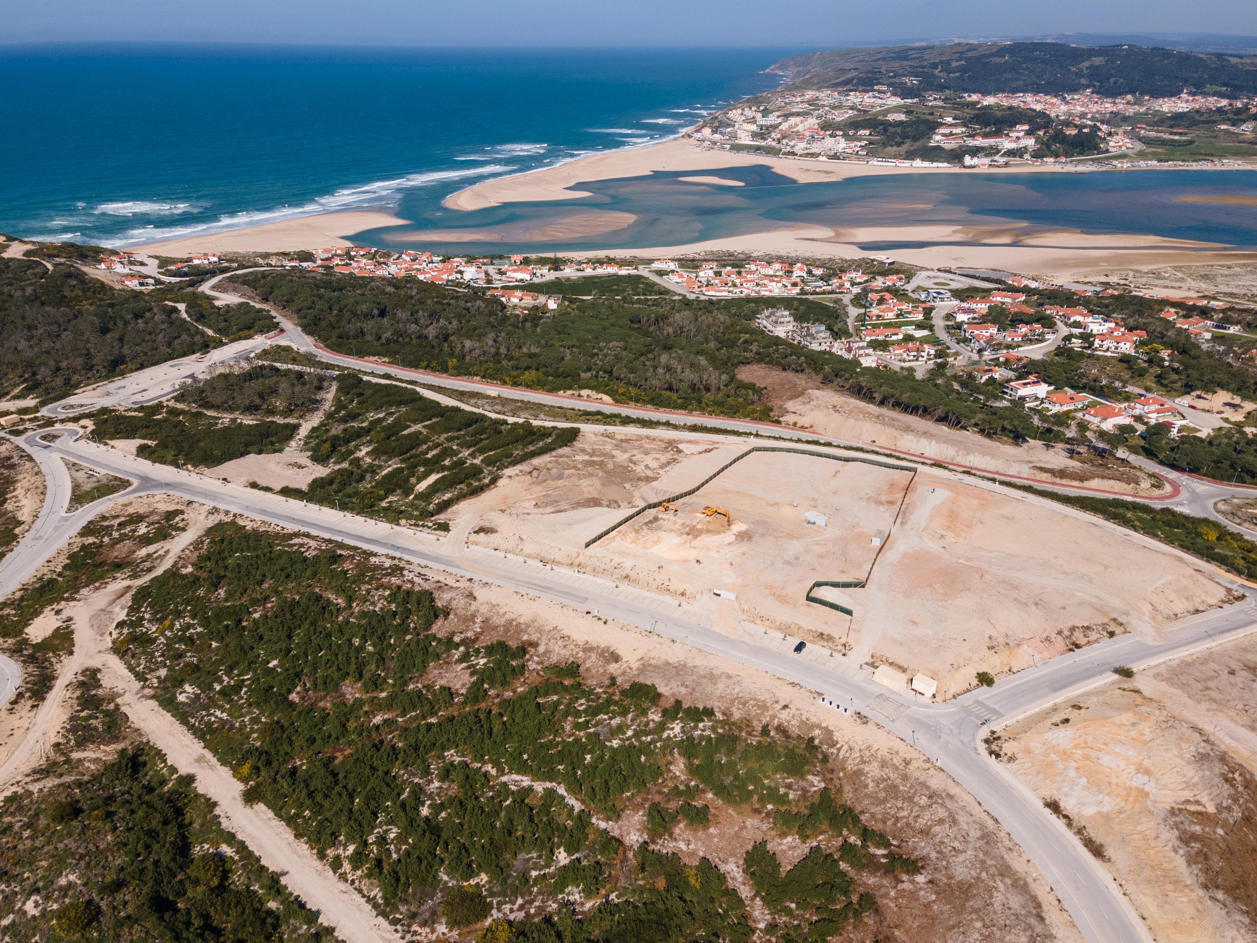 Three-Bedroom Villa For Sale In Obidos Slide Image 20