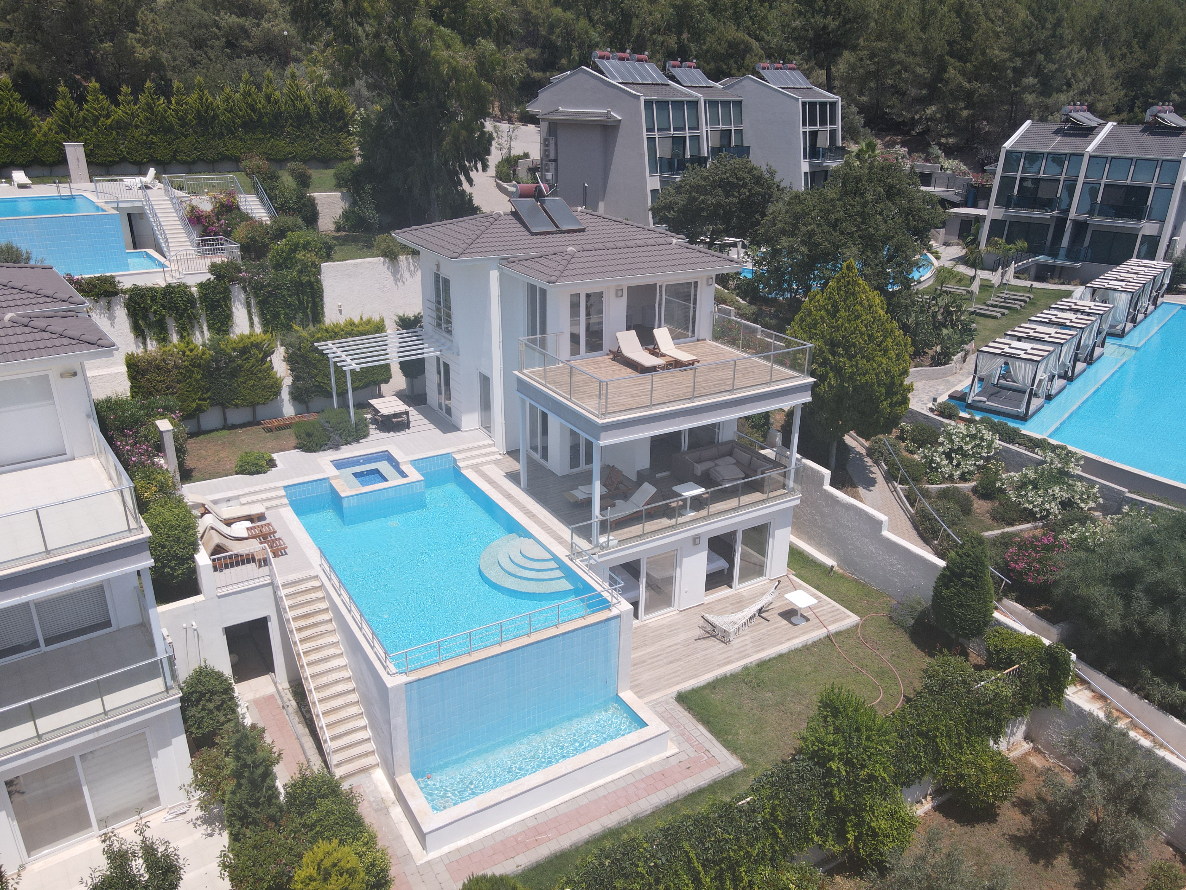 Stunning Luxury Villa in Ovacik Slide Image 1