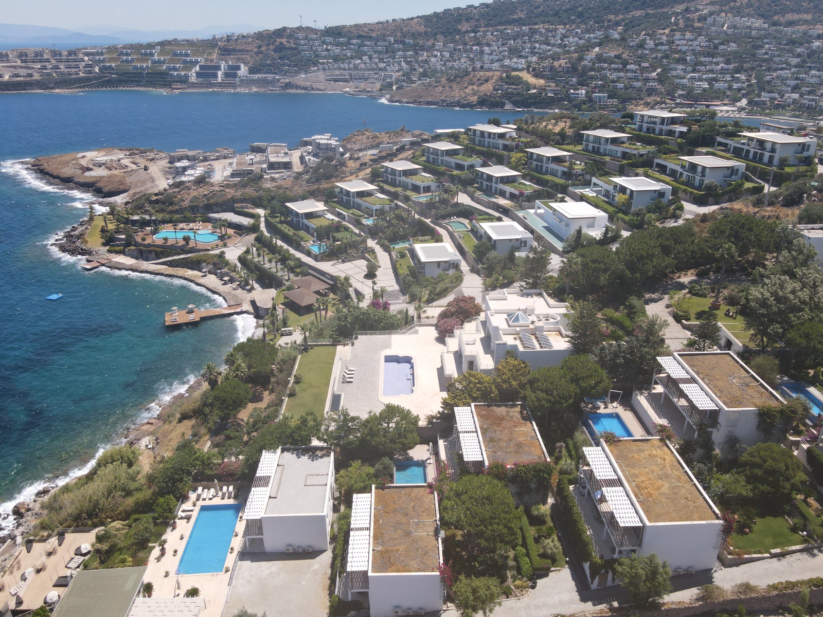 Substantial Luxury Bodrum Peninsula Villa Slide Image 1