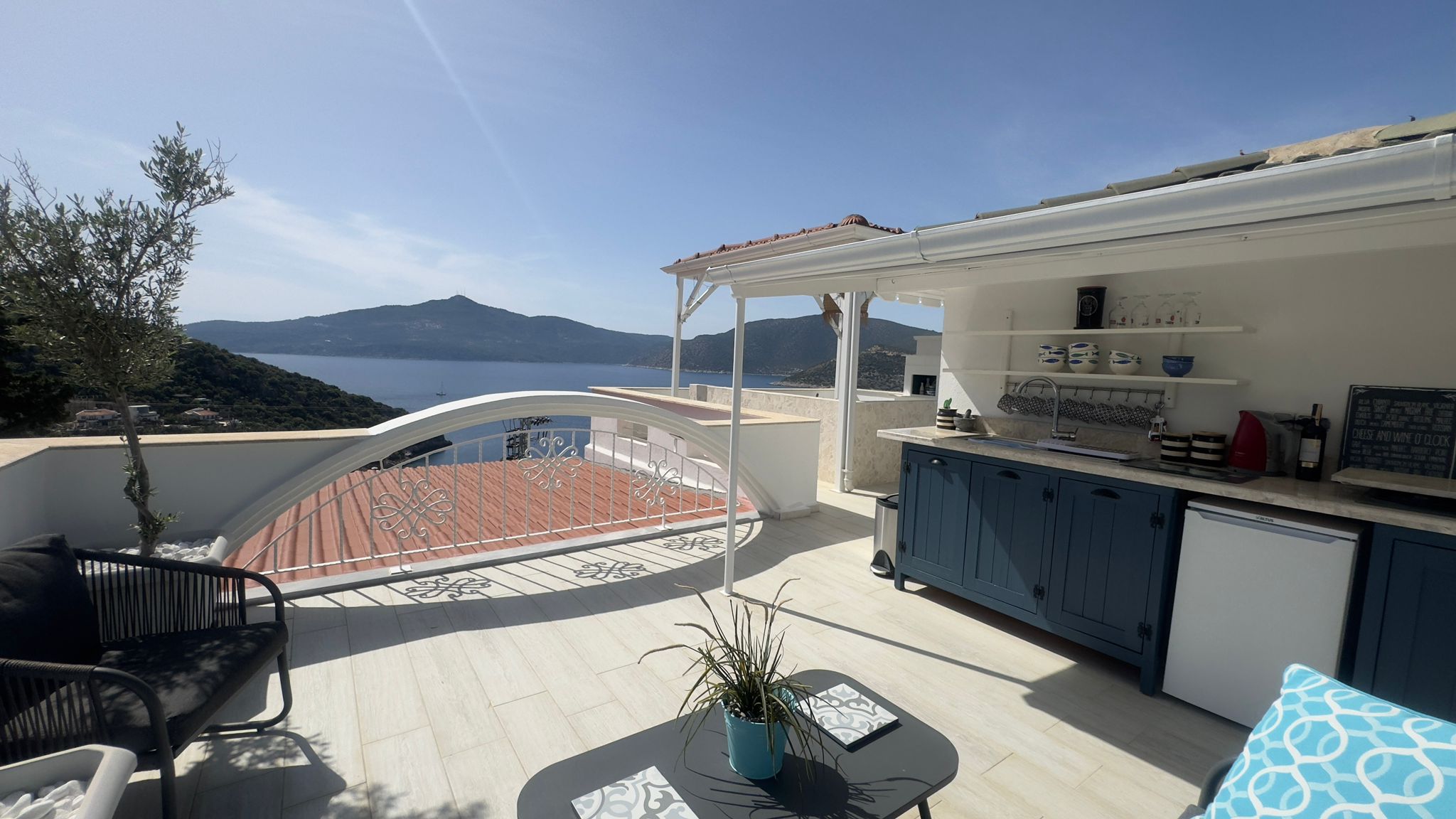 Spacious Sea-View Villa in Kalkan Slide Image 5