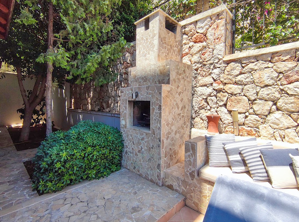 Beautiful Villa in Kalkan Slide Image 3