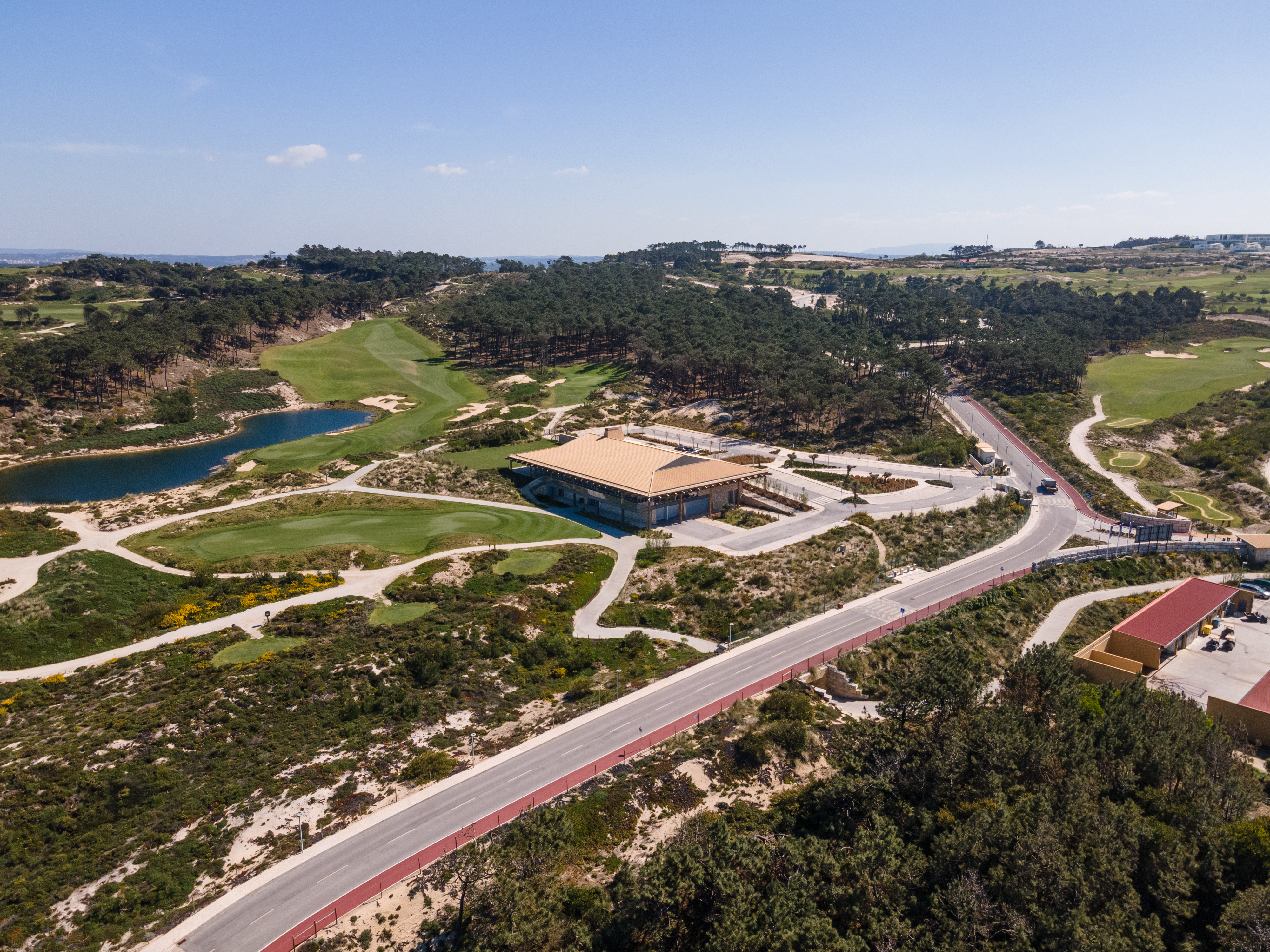 Three-Bedroom Villa For Sale In Obidos Slide Image 16