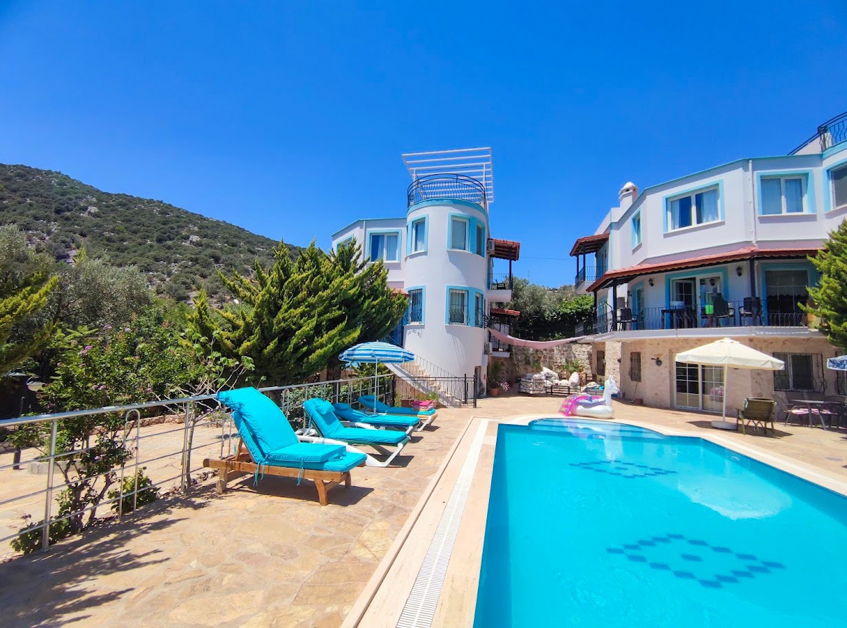 Spacious Luxury Villas in Kalkan Slide Image 1