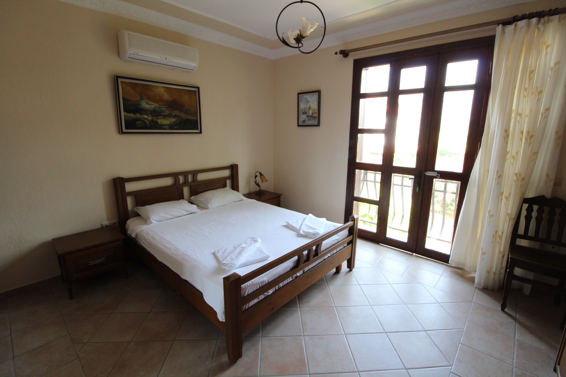 Spacious Private Dalyan Villa Slide Image 20