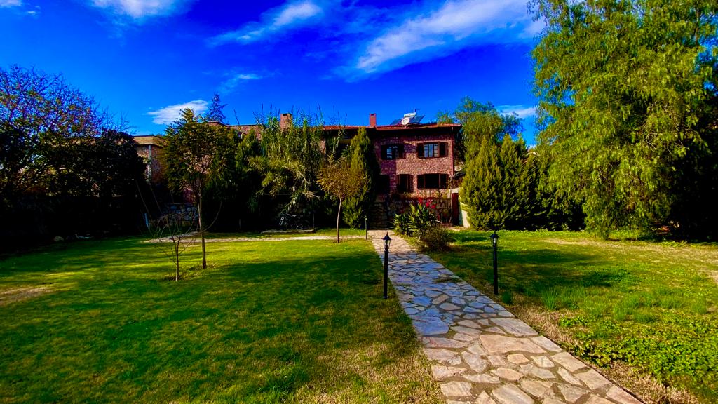 Stunning Property in Kayakoy Slide Image 8