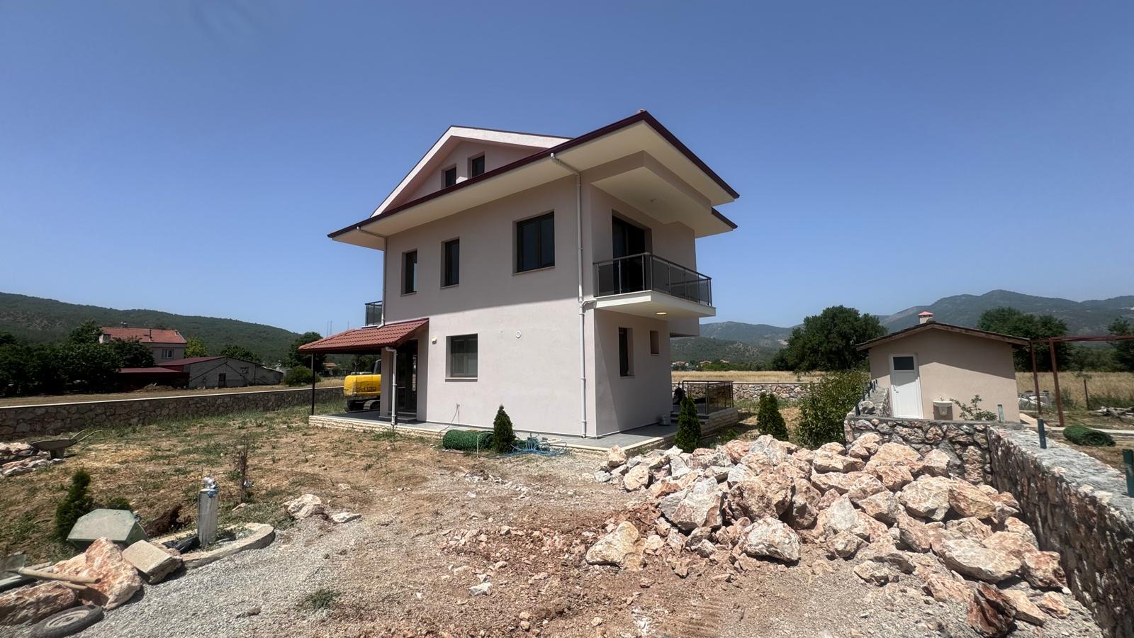 Brand New Uzumlu Villa Slide Image 1