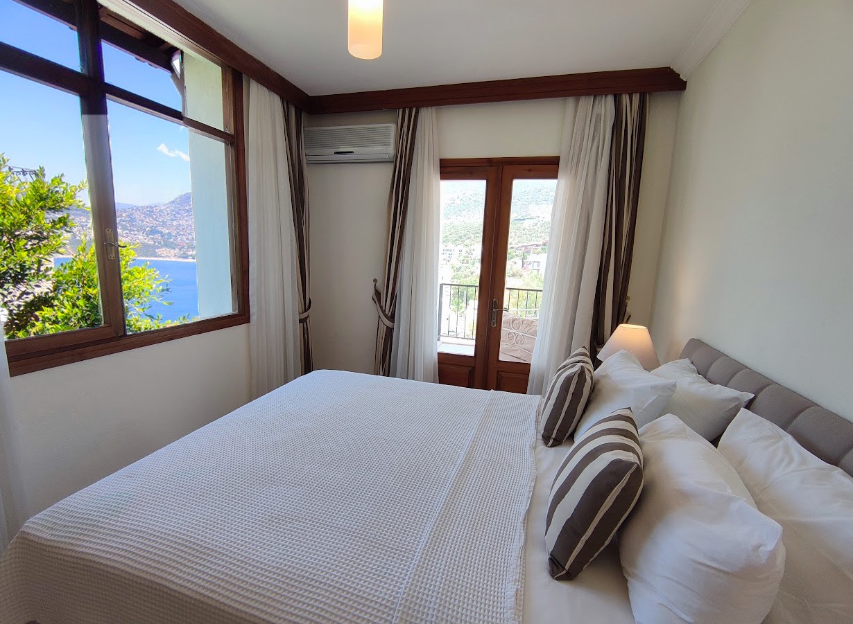 Beautiful Villa in Kalkan Slide Image 10