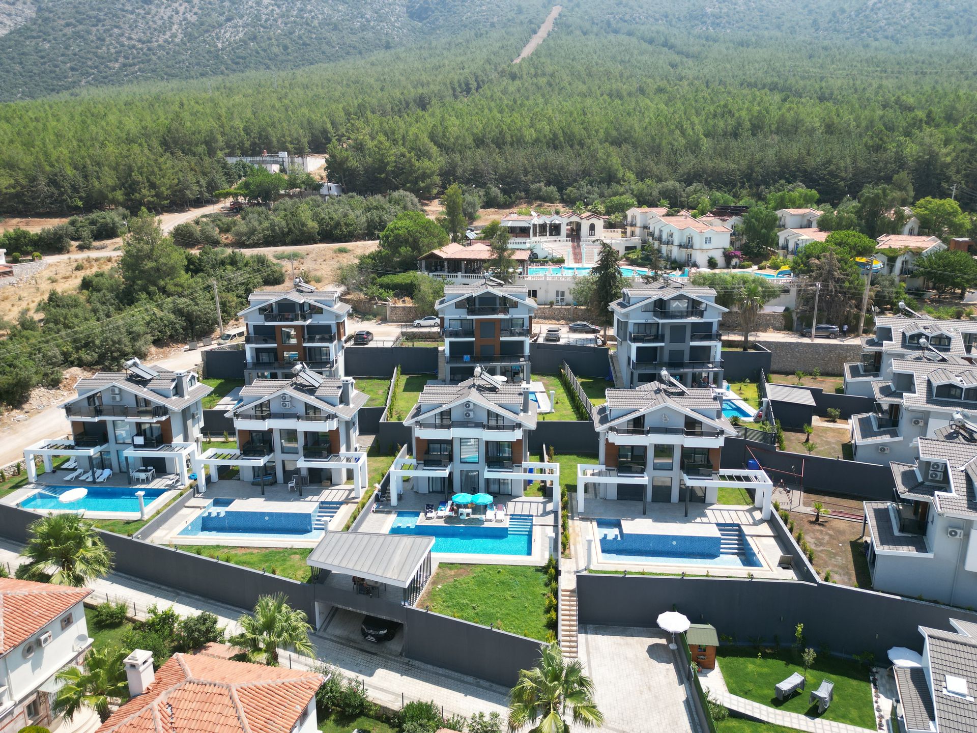 Luxury Detached Villas in Ovacik Slide Image 2