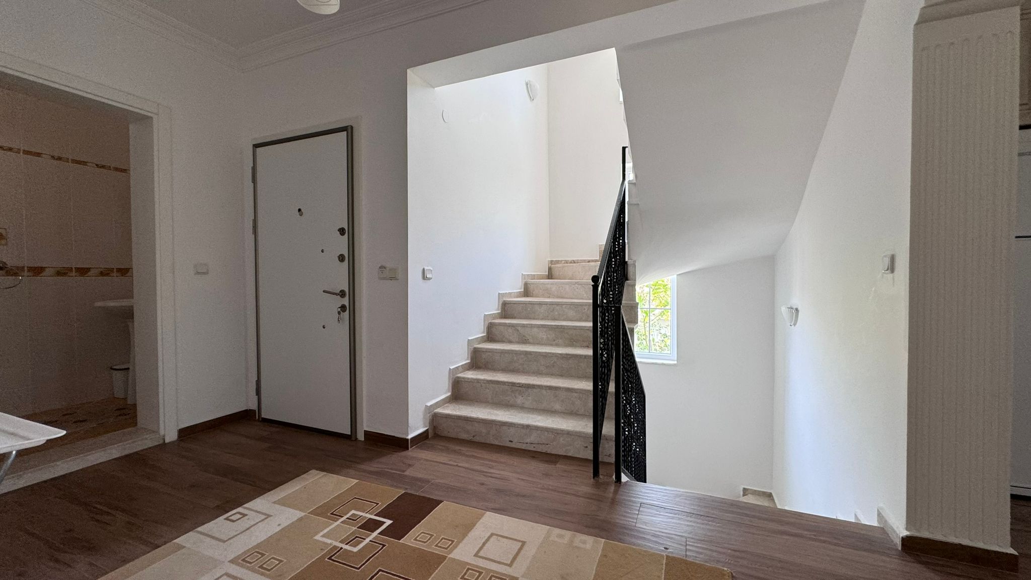 Spacious Semi-Detached Ciftlik Villa Slide Image 18