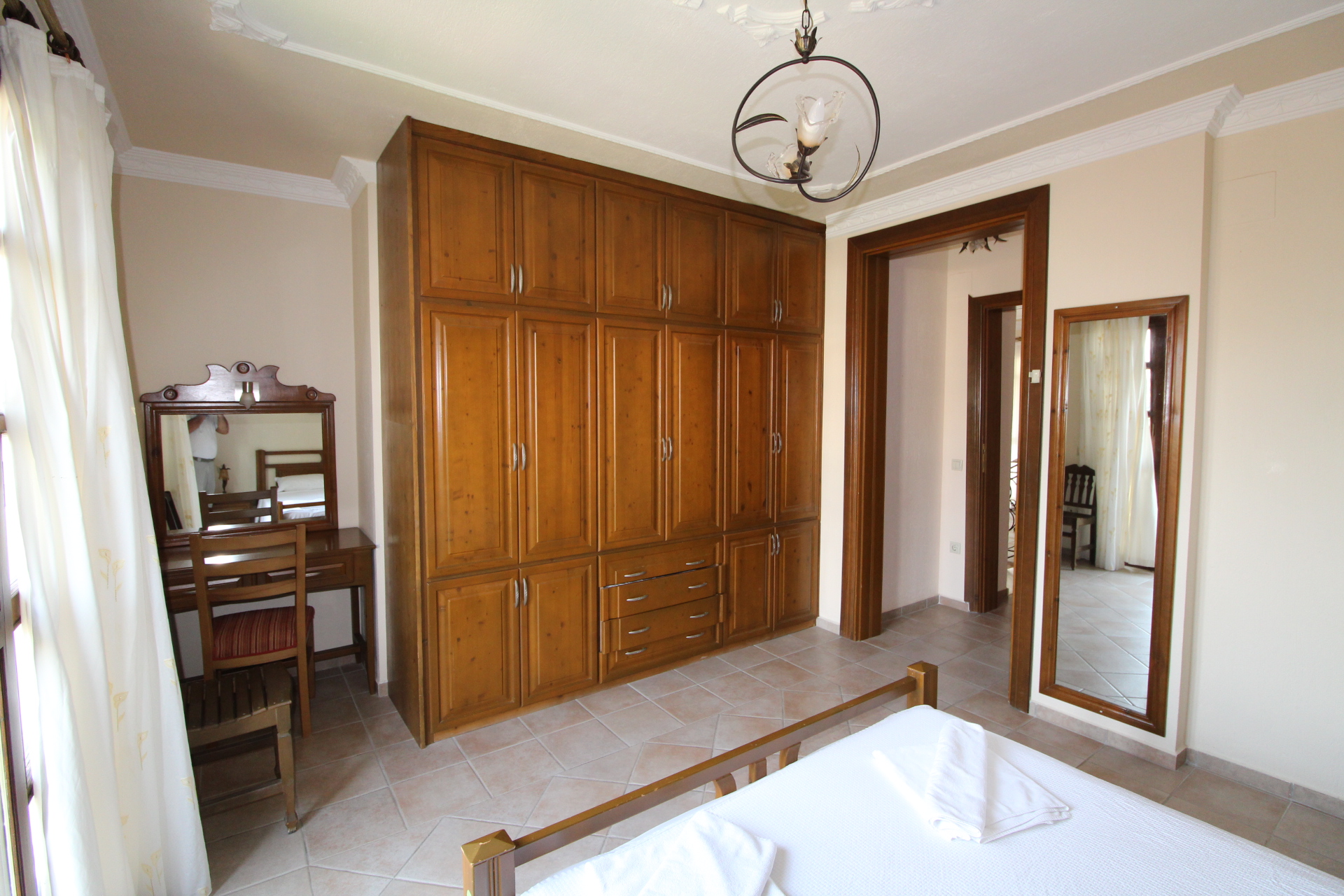 Spacious Private Dalyan Villa Slide Image 21