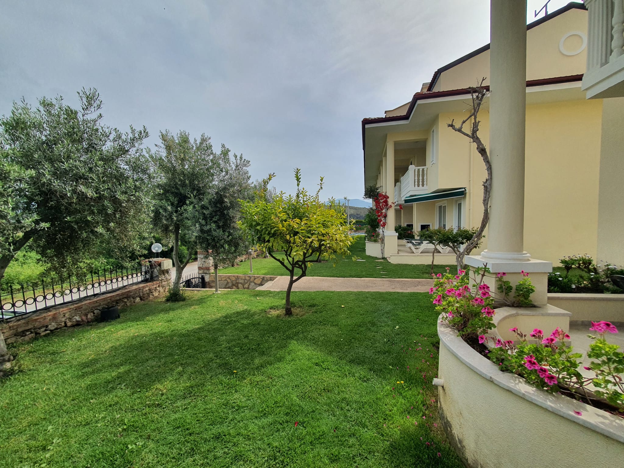 3-Storey Seafront Villa in Calis Slide Image 6