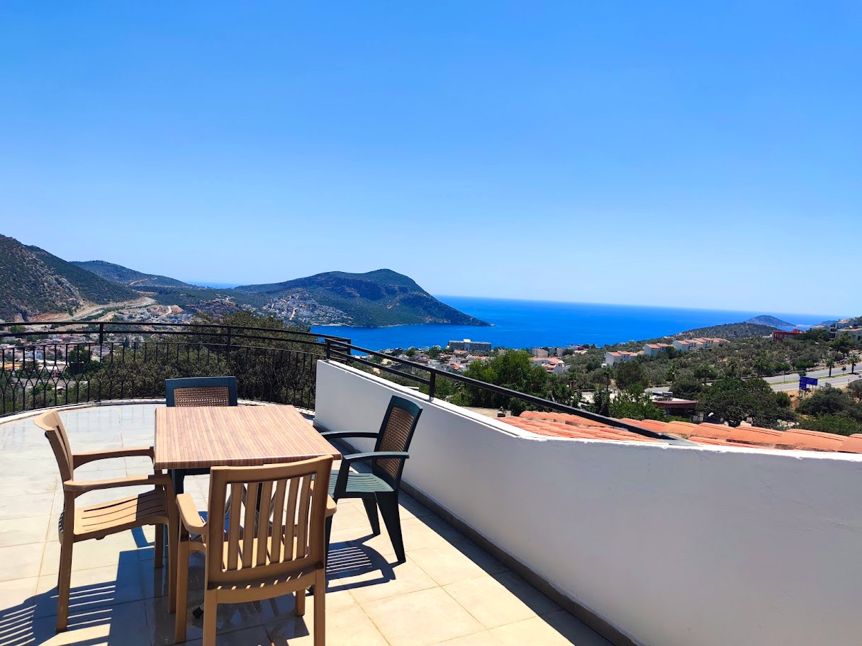 Spacious Luxury Villas in Kalkan Slide Image 16