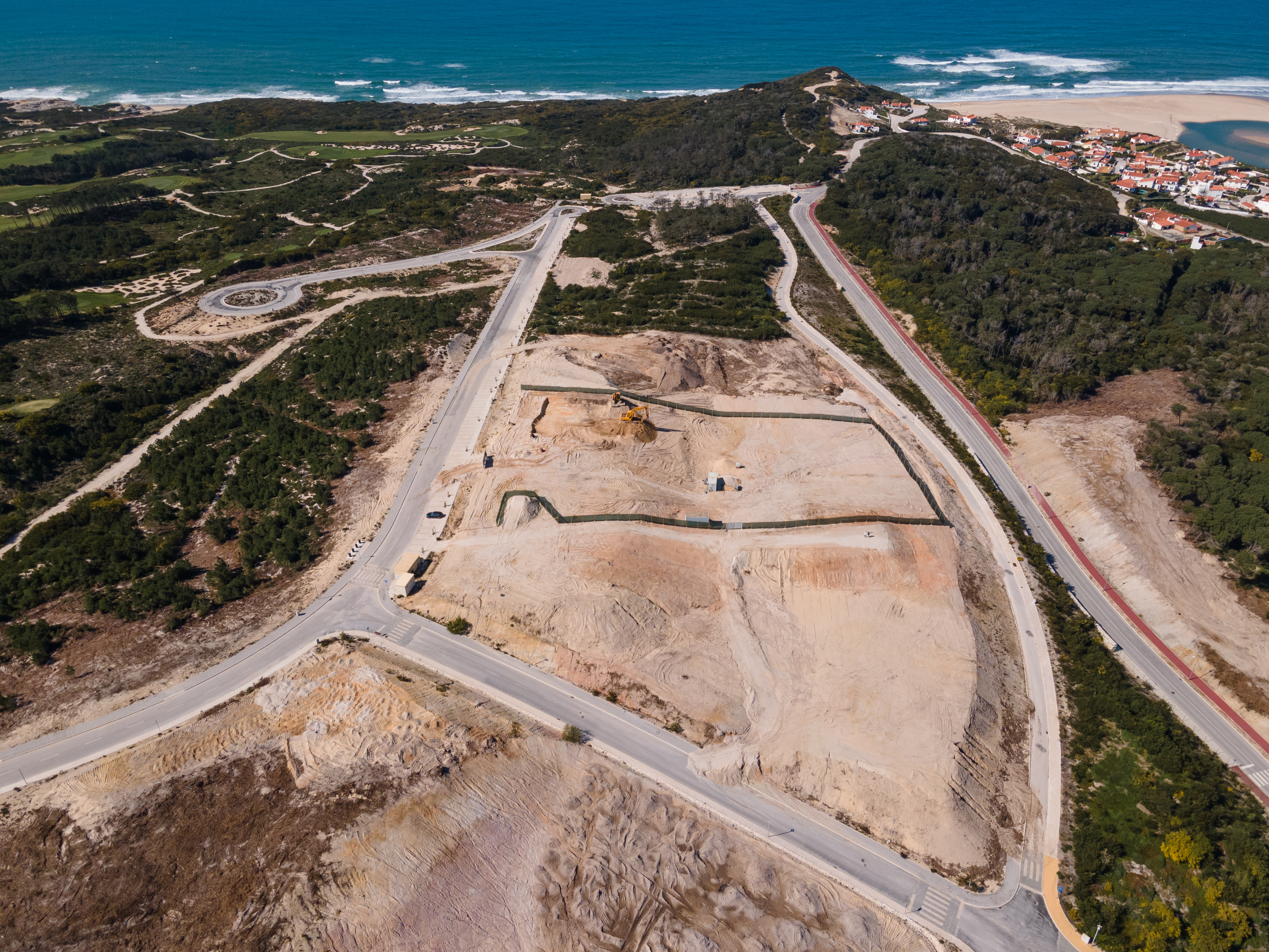 Three-Bedroom Villa For Sale In Obidos Slide Image 19