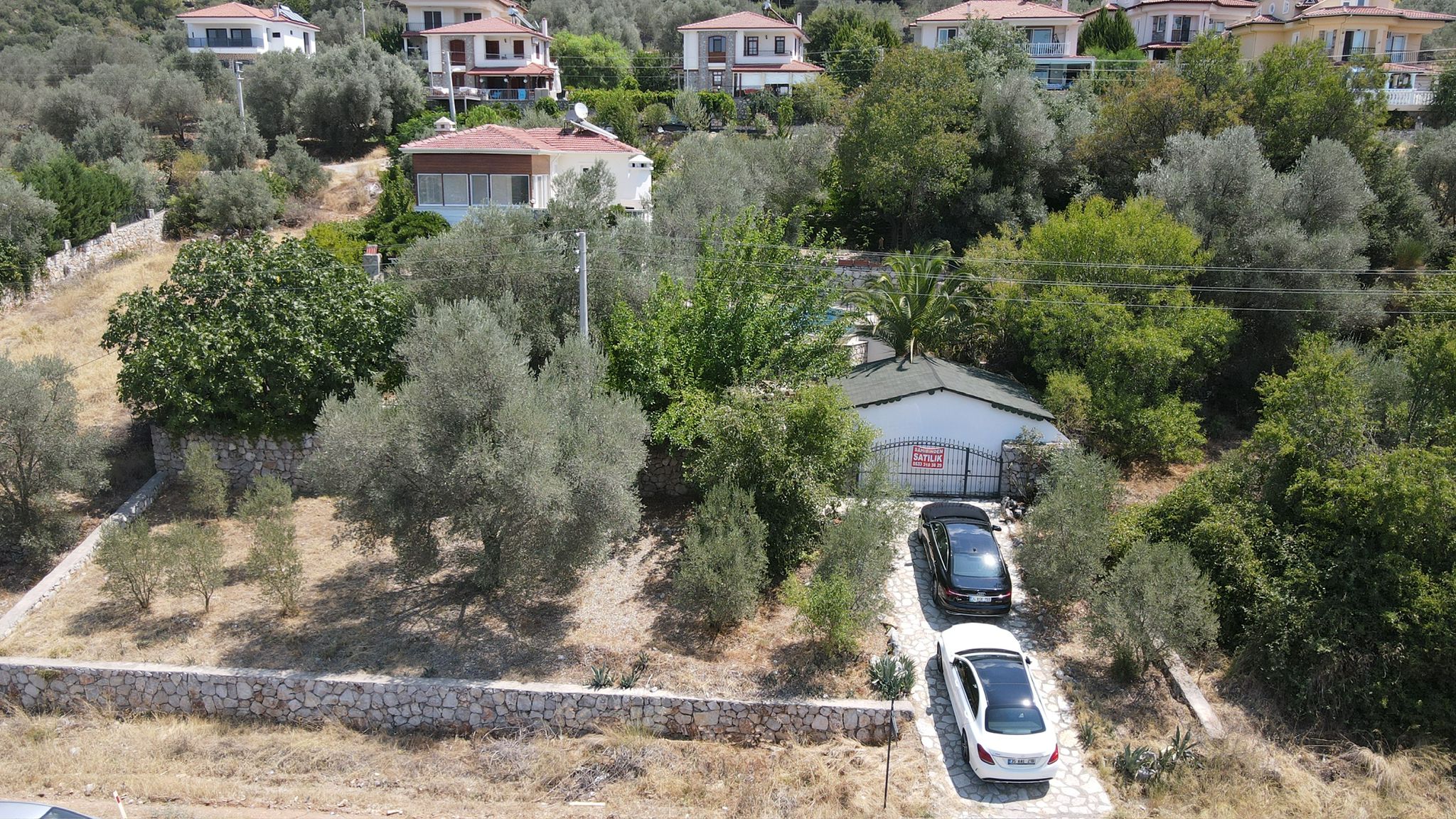 Traditional Style Uzumlu House Slide Image 4