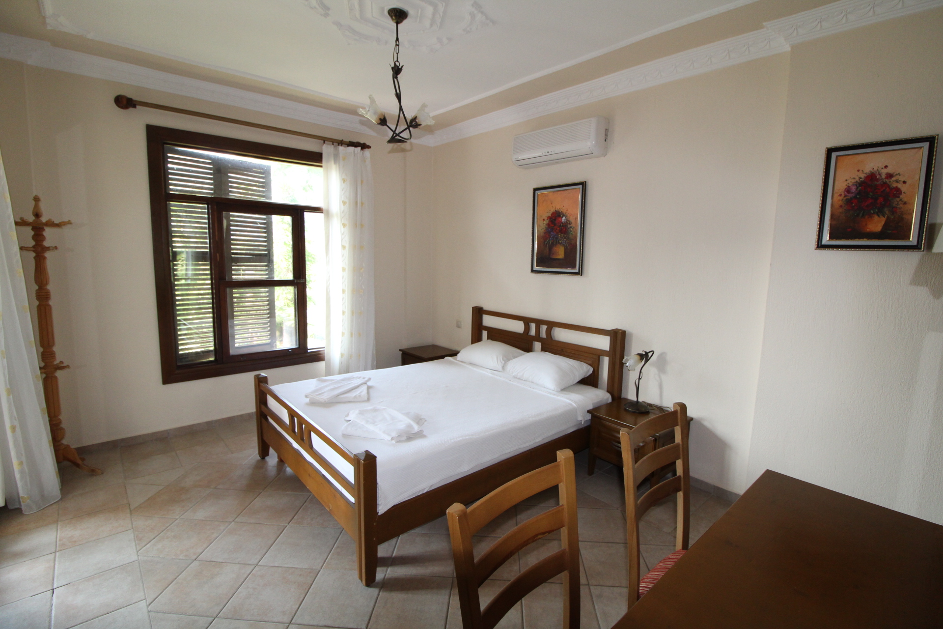 Spacious Private Dalyan Villa Slide Image 22