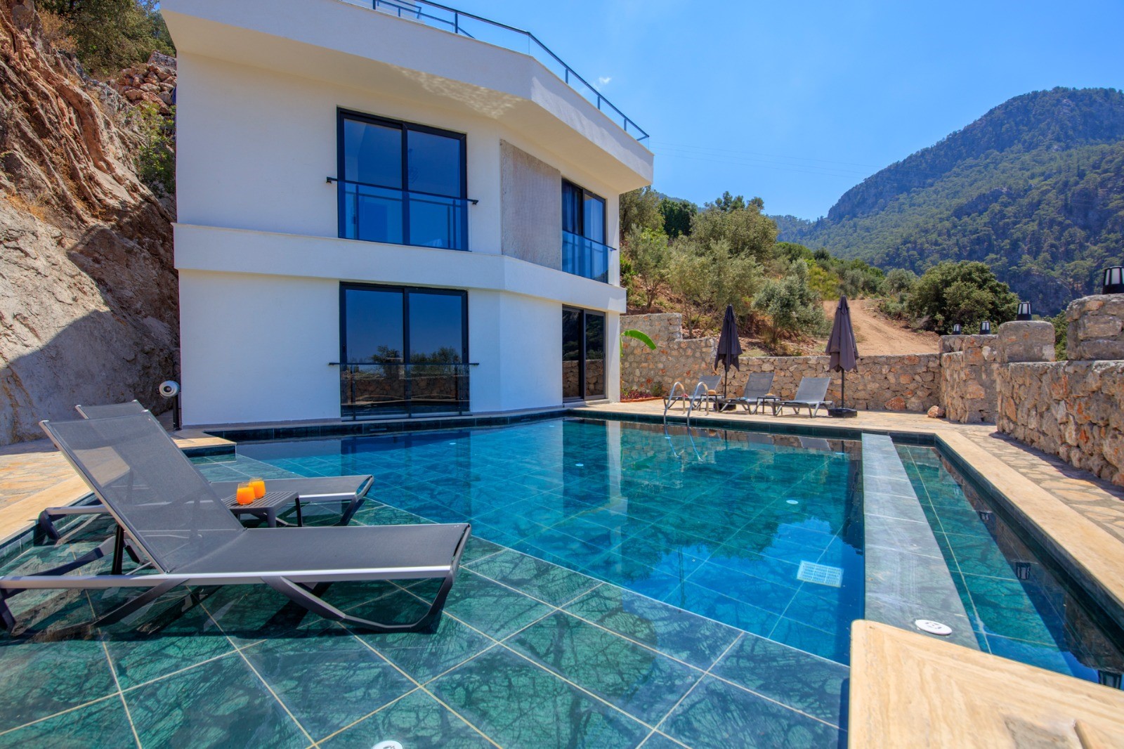 Stunning Villa in Faralya Slide Image 5