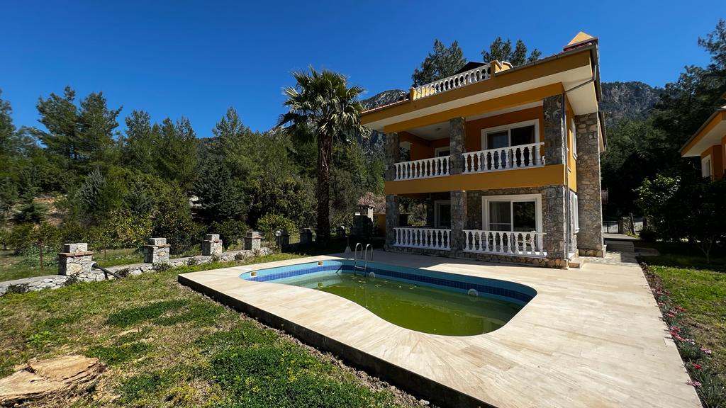 Forest Holiday Villa in Dalaman Slide Image 1