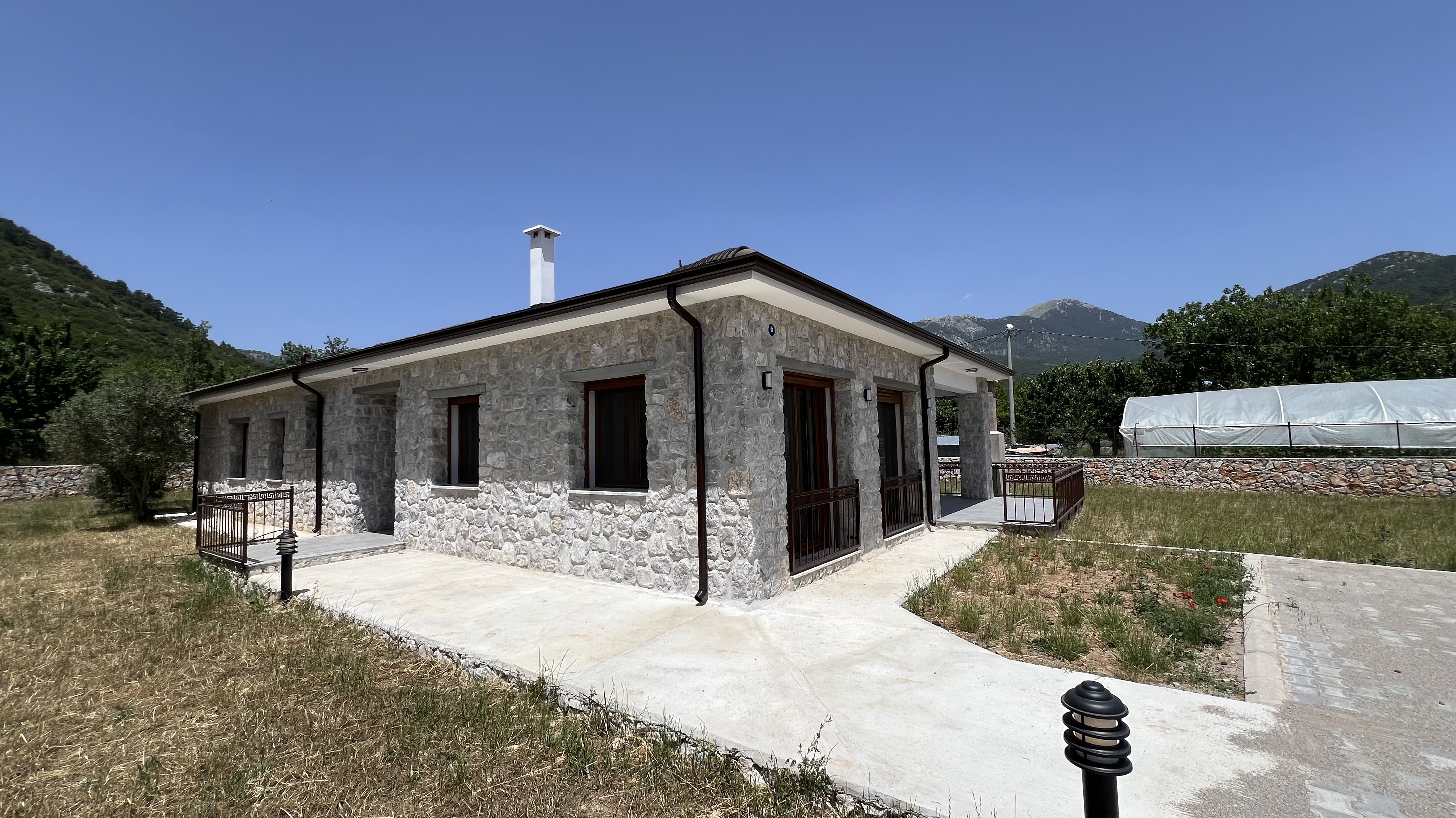 High Quality Stone Bungalow in Nif