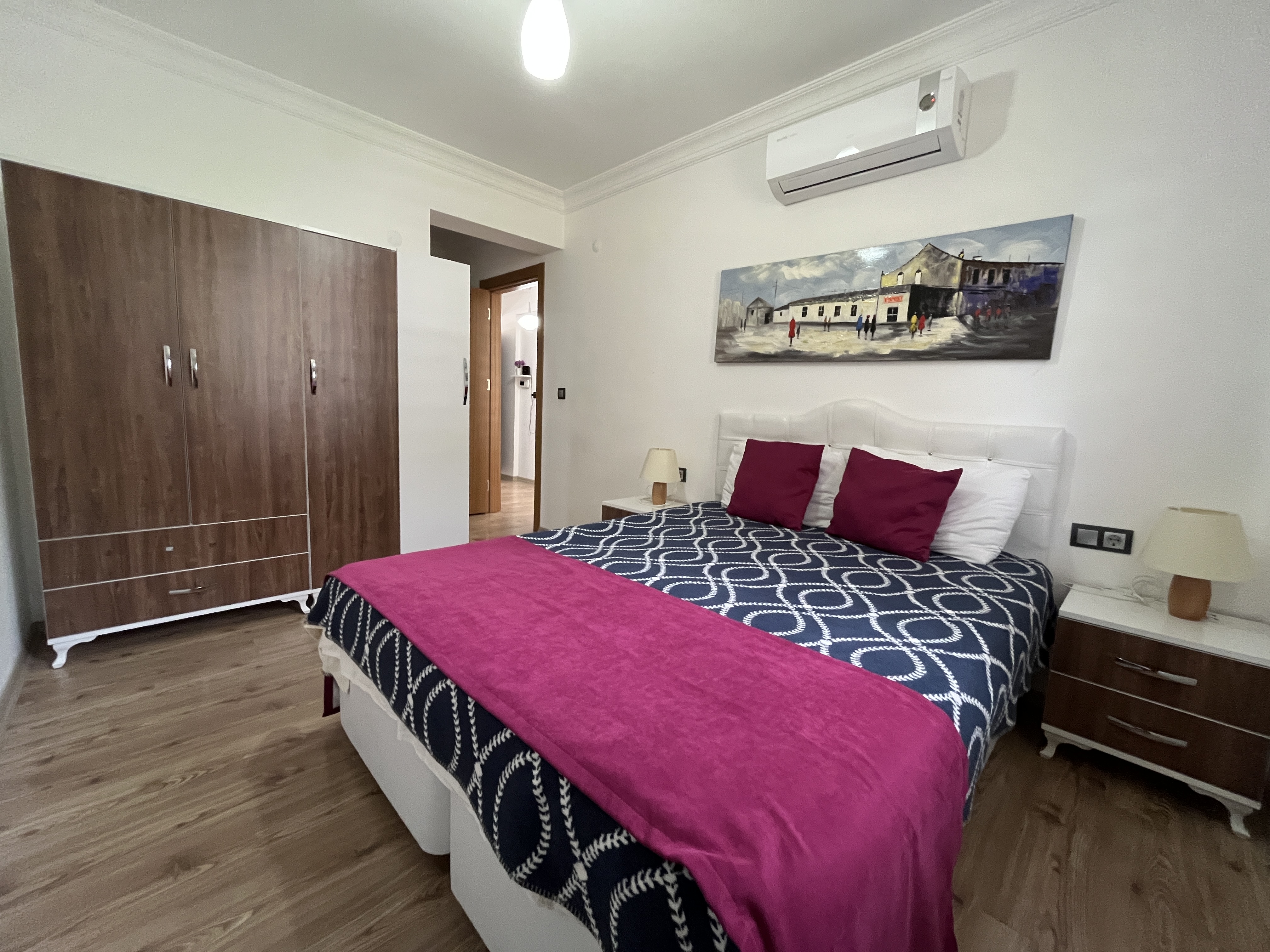 Fully Furnished 2-Bedroom Apartment Slide Image 6