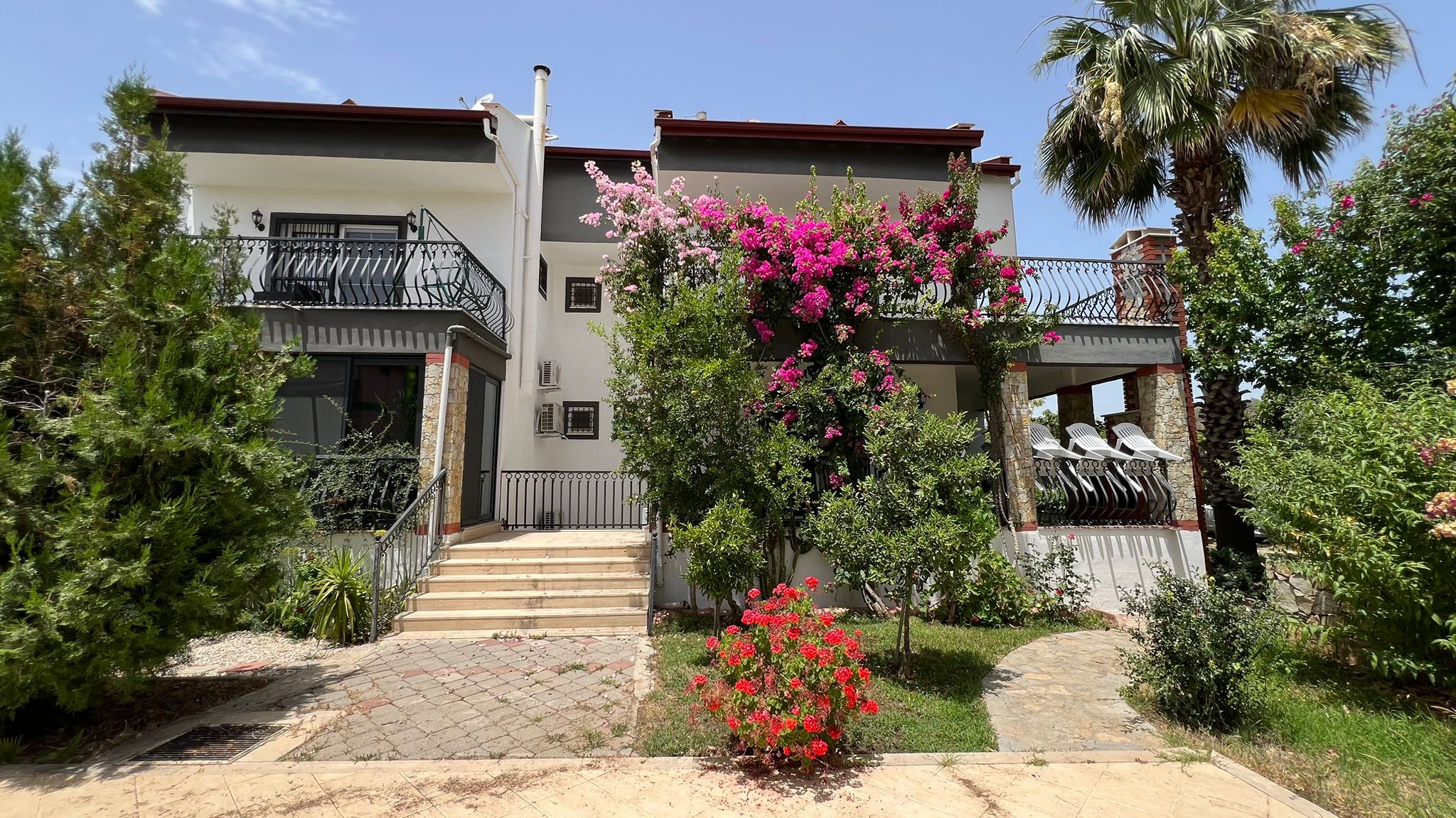 Spacious Semi-Detached Ciftlik Villa Slide Image 1