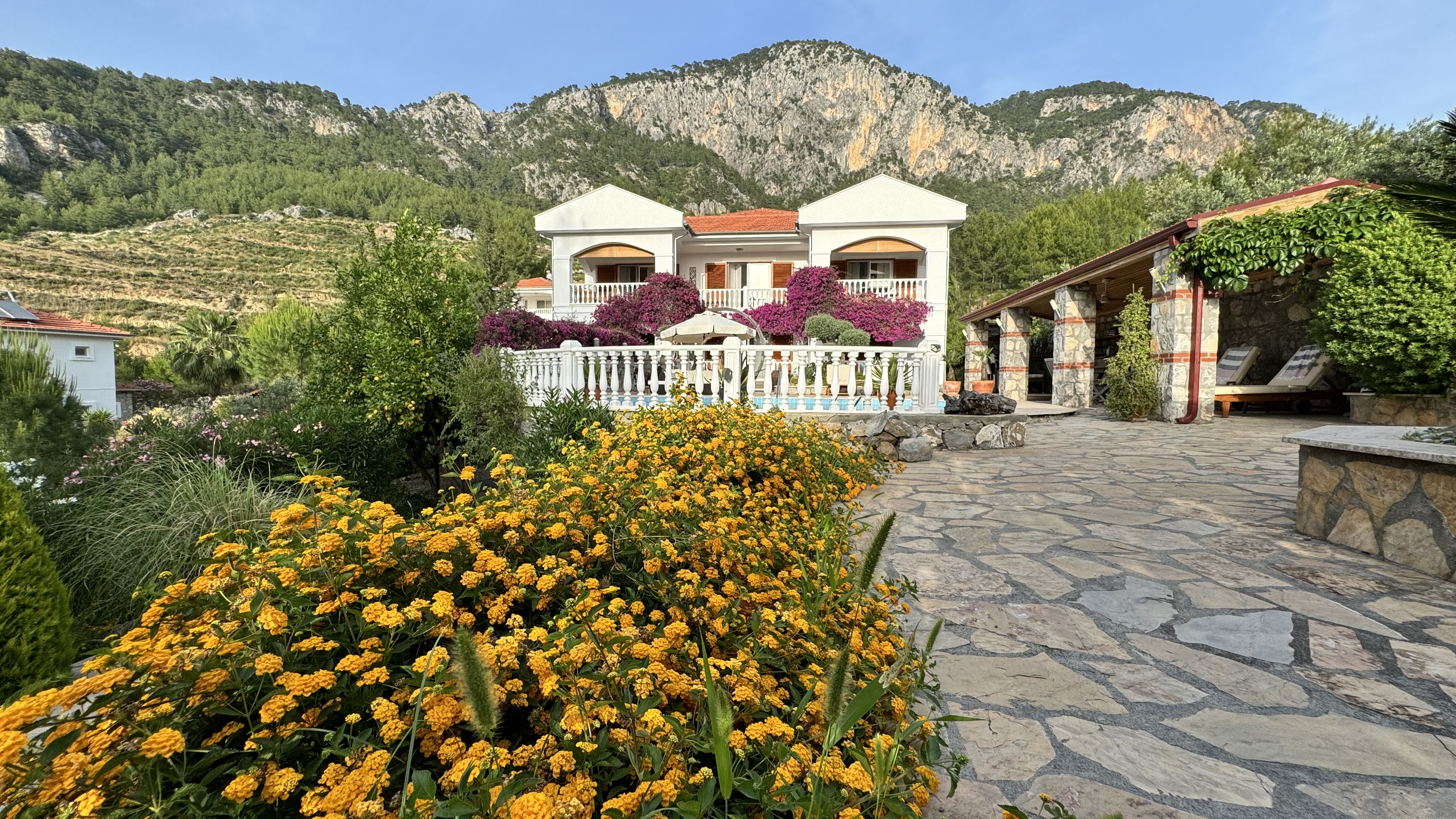 Secluded Detached Villa in Akkaya Slide Image 7